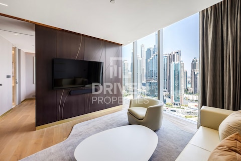 Best Layout | Goodly Apt With Burj Views
