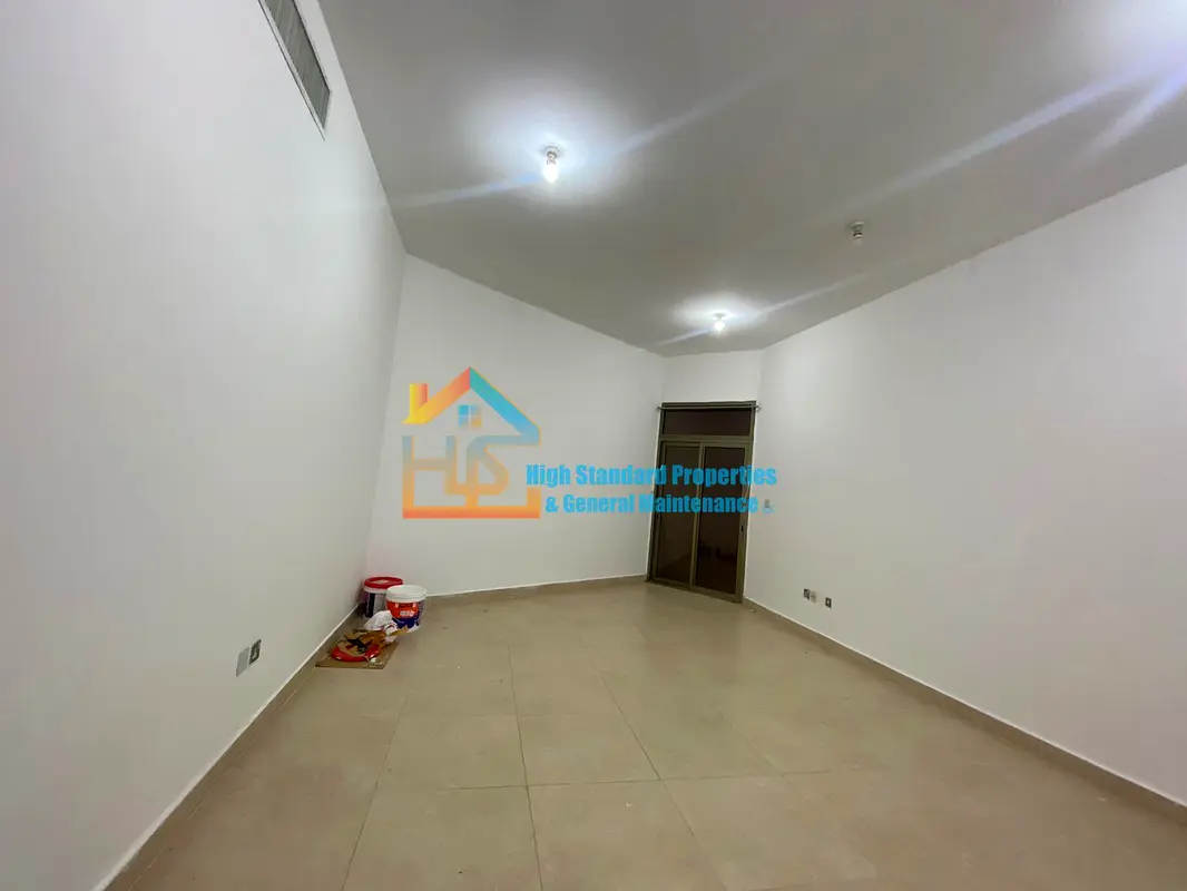 Apartment/Flat 3BHK FOR RENT!! MASTER SPACIOUS SALOON EASY PARKING