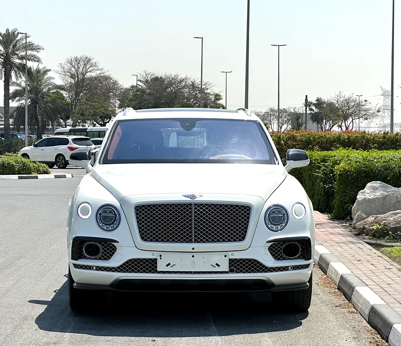 Bentley Bentayga First Edition Carbon Fiber 2017 GCC63135491991809112