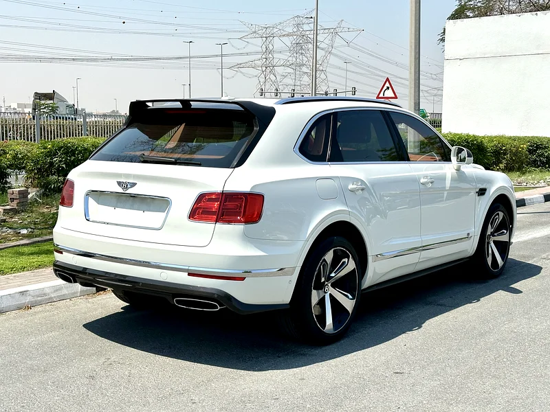 Bentley Bentayga First Edition Carbon Fiber 2017 GCC63135491991809113