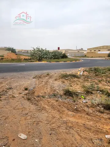 Good Location //For Rent`¬ Long Term Lease 25000 sqft Land In Umm AL Q uawein.