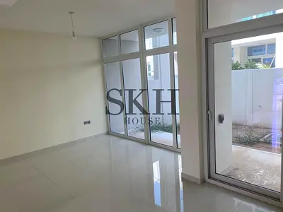 3 Bhk Townhouse | Spacious Stunning | Best Offer