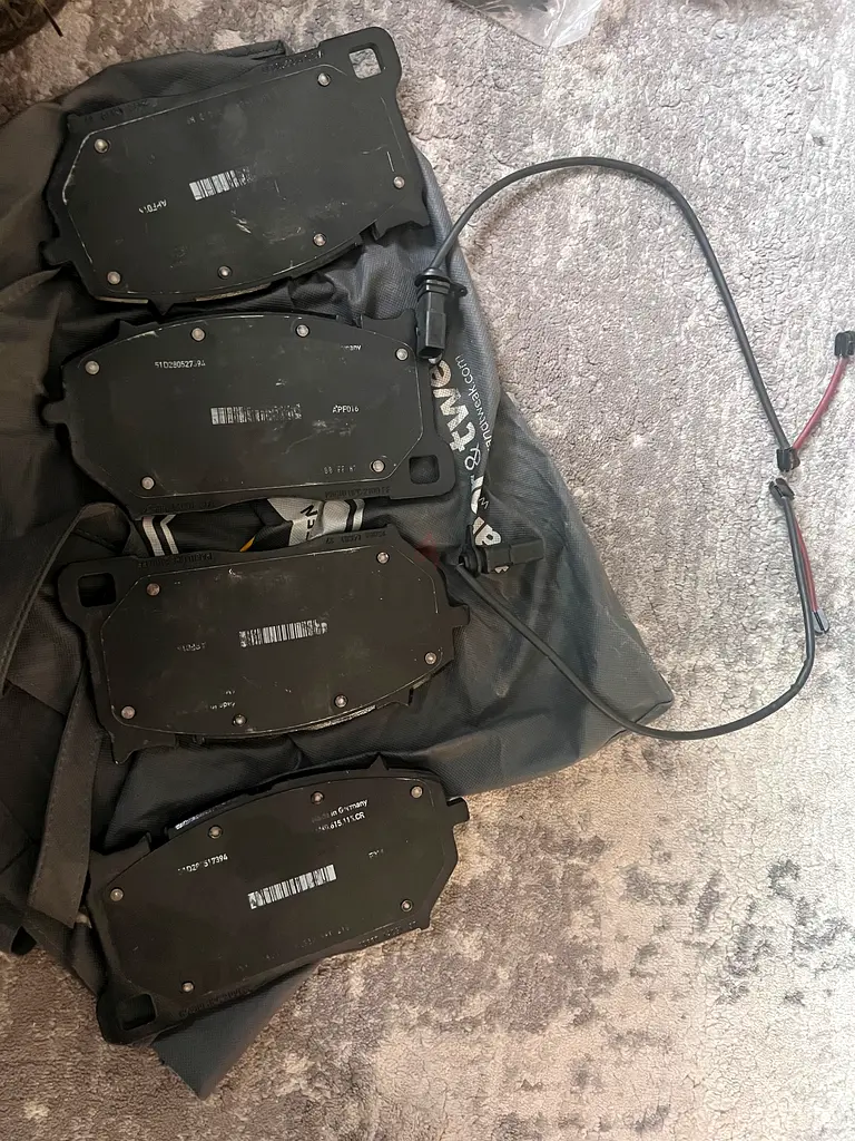 Urus original Front Brake Pads