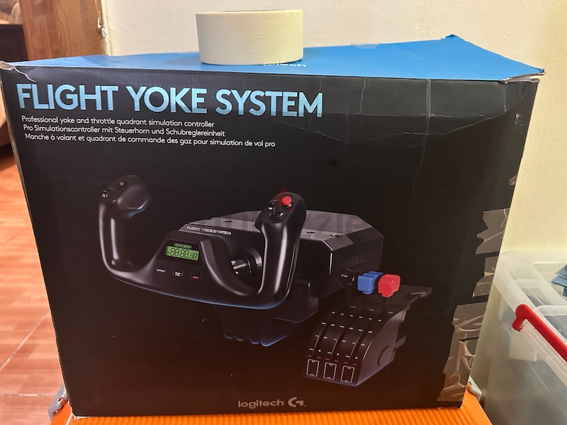 Logitech Flight Yolk And Pedals 