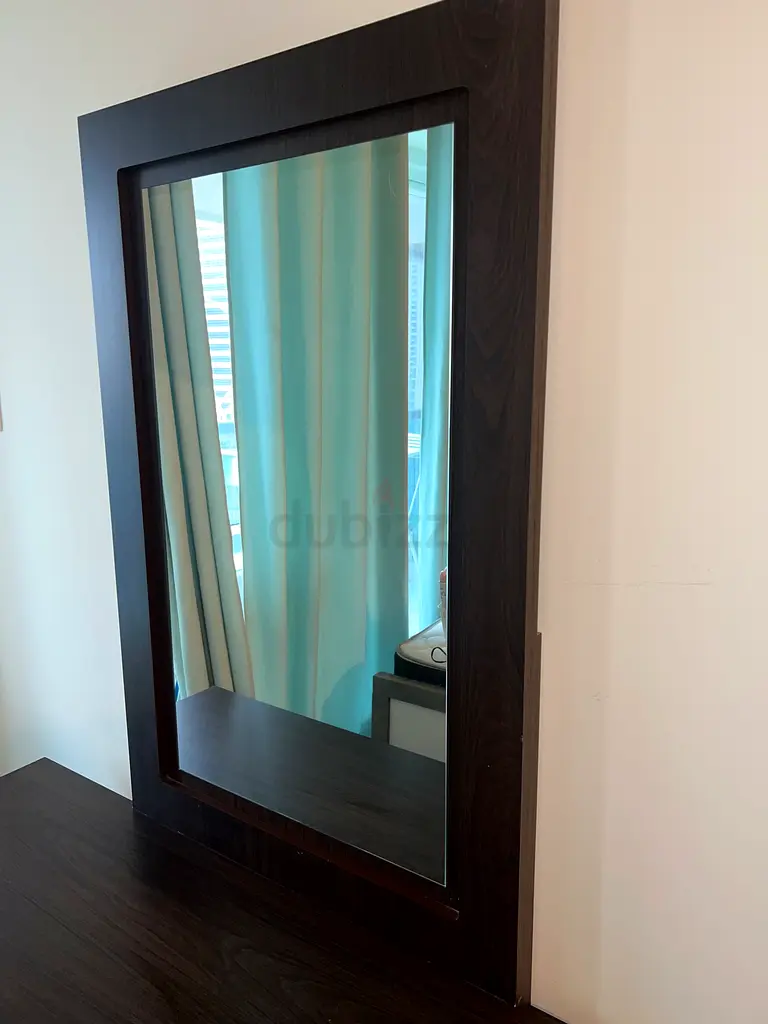 Wooden dressing table with mirror, stool and 2 side tables
