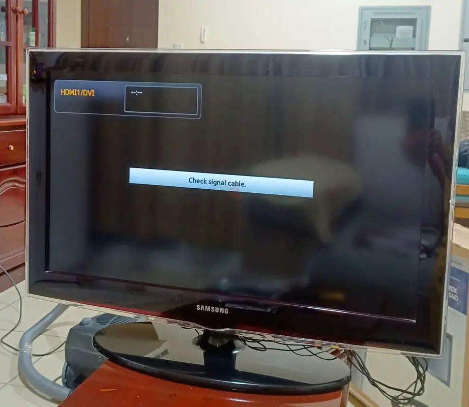 Throw away prices LCD 32 Samsung TV