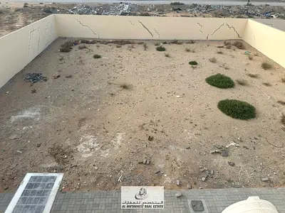 Lands for rent in Al-Saja’a, Sharjah industrial area, including shops, land area of 6000 square fee