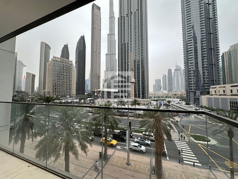 Burj Khalifa Views | Low Floor | Chiller Free