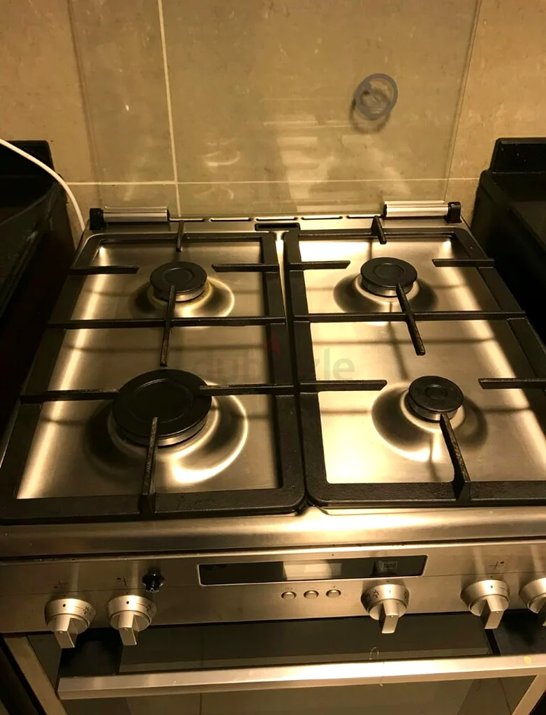 موقد زجاجي كهربائي من سيمنز بـ 4 شعلات HP243525M التوصيل مجاناً + الضمان62931671485826111