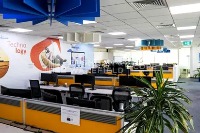 Combined Offices | Mid Floor | Ded License