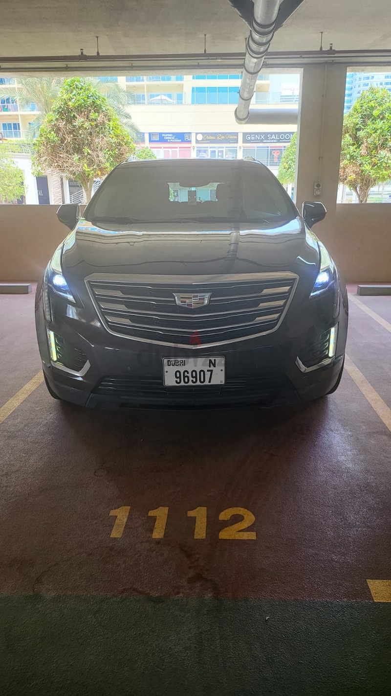 Cadillac Xt5 - 2018 - Lady Driven 