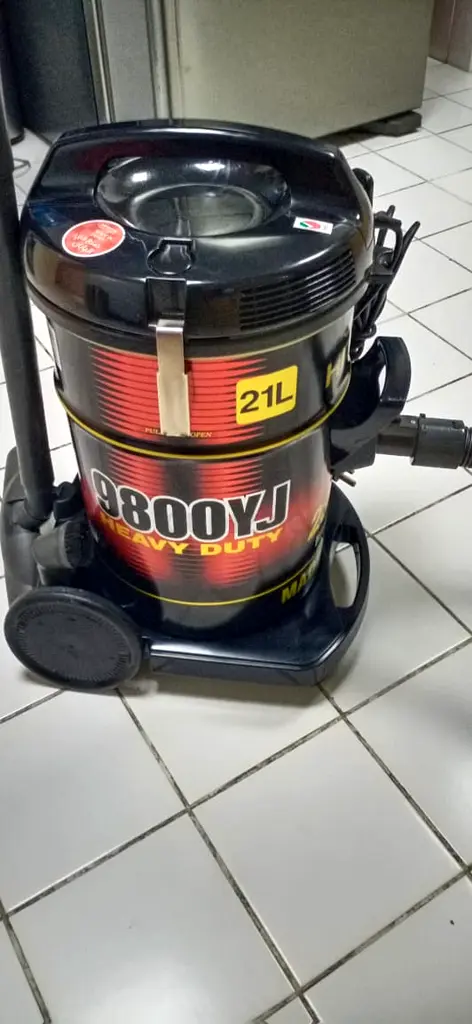 Vacuum cleaner HITACHI