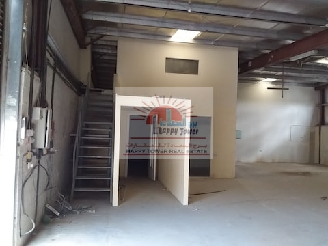 3,800 Sq.fts. Warehouse For Rent In In Ras Al Khor Ind 2