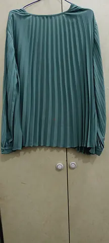 بلوزه بترولي للبيع بحاله ممتازه جدا Petroleum blouse for sale in very excellent condition