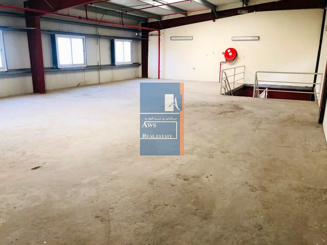 Warehouse Direct from Landlord Flexible Payment Cheap and Spacious