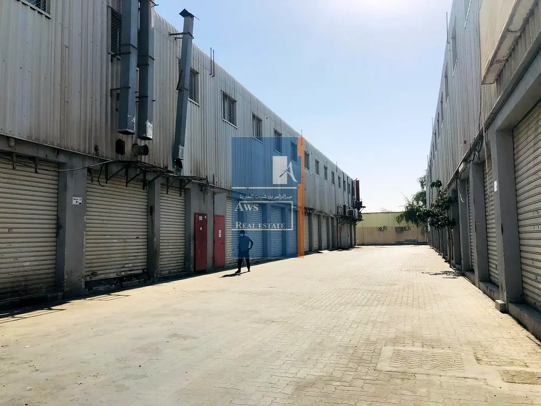 Warehouse Direct from Landlord Flexible Payment Cheap and Spacious