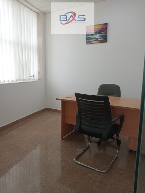 Small Office With Free Wifi Dewa
