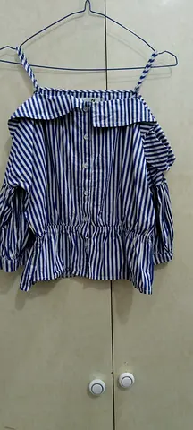 Striped shirt for girls, size small to M