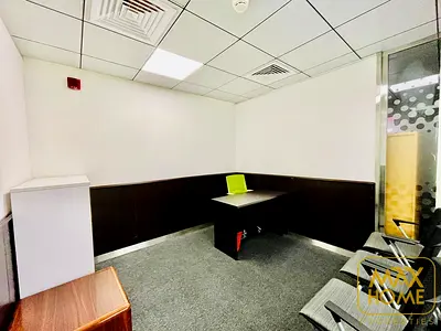 Modern Office Space With Great Amenities