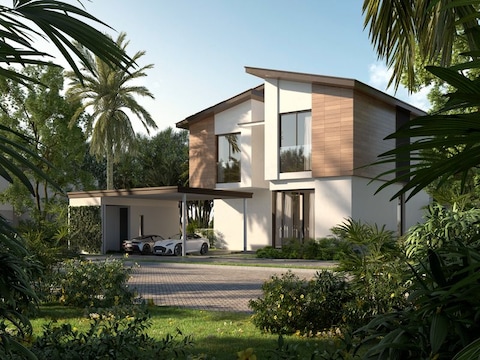 Resale Luxury 6 Br Villa With Premium Finishes