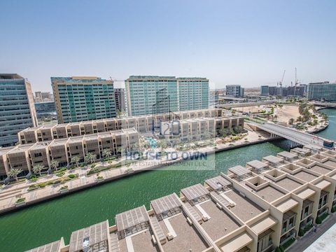 Amazing Offer With Beautiful Canal View