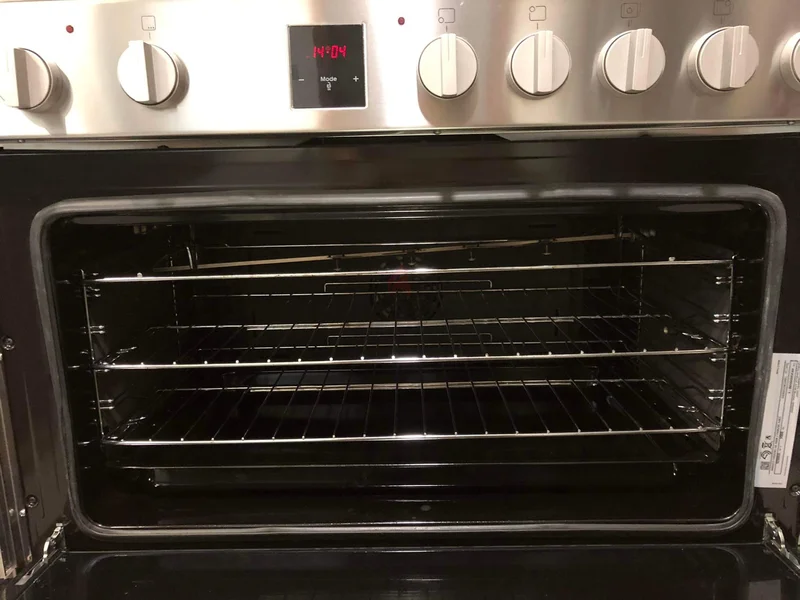 بوش سيريز | 8، 90 × 60 سم، 5 مناطق طهي سيراميكية عالية السرعة كهربائية، شحن مجاني + ضمان62931671163906112