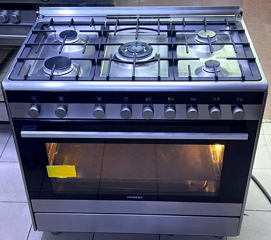 Siemens brand Made in Italy Gas Cooking Range latest Model