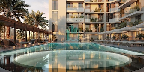 Modern 2-bedroom Apartment In Azizi Plaza, Al Furjan