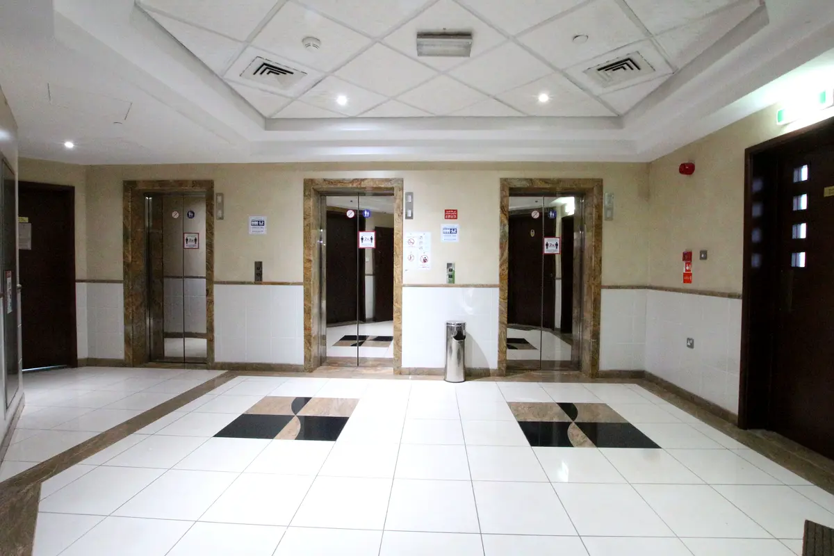 Apartment/Flat 3BHK FOR FAMILY ONLY NEAR RIGGA METRO WITH GYM POOL