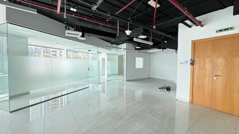 Large Fitted Office For Rent In Near Dubai Mall