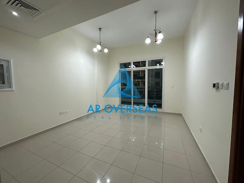 La Vista Residenc 1 Br Available For Rent
