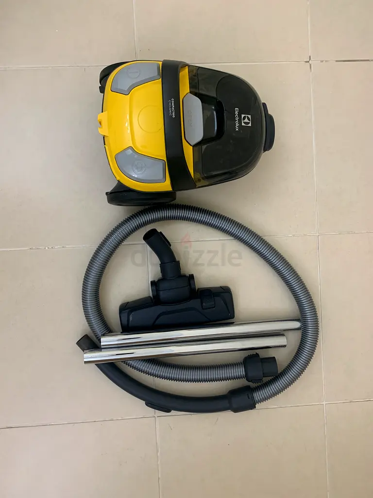Electrolux Bagless Vacuum Cleaner Z1230