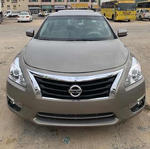 Nissan Altima 2.5 s 2014    Full option for sale