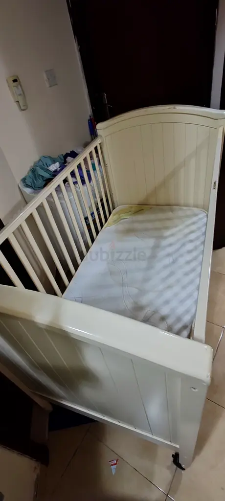 Baby and kids bed