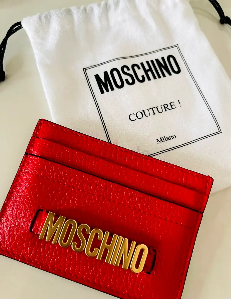Moschino Luxury Card Holder in BloodRed