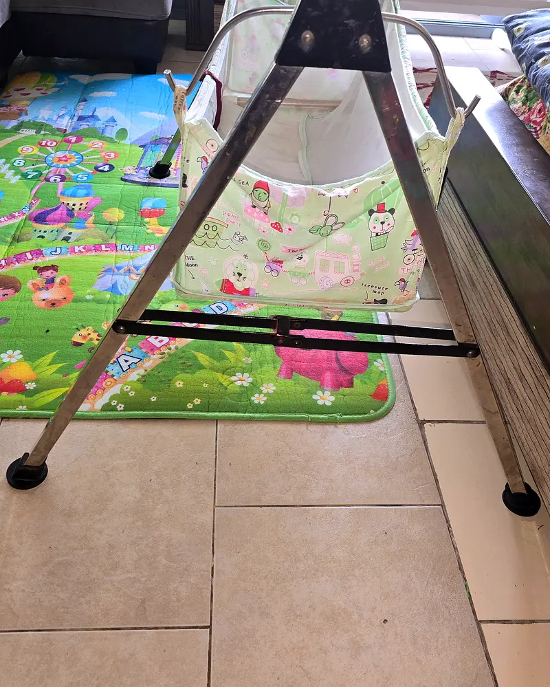 Indian style Ghodiyu Bron baby sleep swing Cradle Protable ( zhula