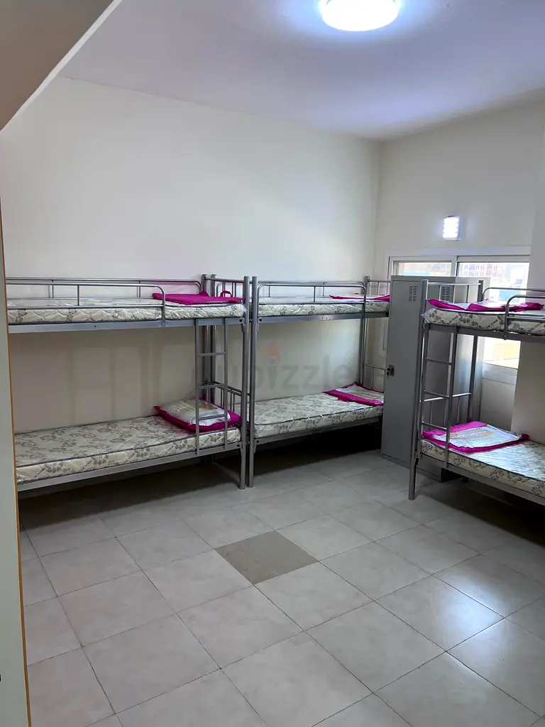 Apartment Executive Male Bed space at Muteena deira Area Near Metro