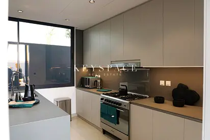 Luxury Community | Spacious Modern Home | No Commission | Flexible Payment Plans| Resale