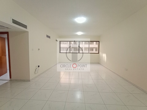 0% Commission Spacious 2bhk Very Close To Metro - Ready To Move In