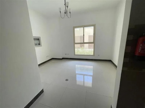 Studio Without Balcony Free Parking For Rent In Phase-2 Only 33,000 / 4 To 6 Payments