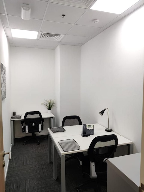 Private Office Space Tailored To Your Business Unique Needs In Ajman, Corniche