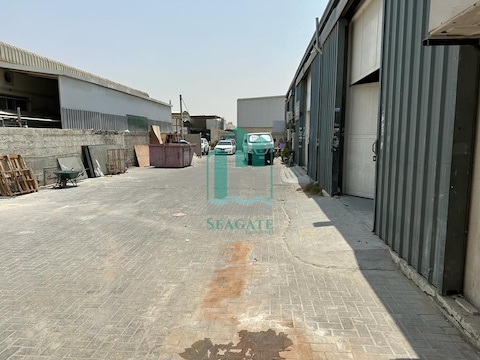 31000 Sq.ft Warehouse For Sale In Al Quoz Industrial Area 4