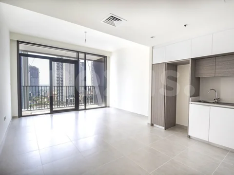 Waterfront Living | Price Negotiable | High Floor
