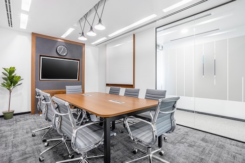 Private Office Space Tailored To Your Business Unique Needs In Dubai, Marina Gate