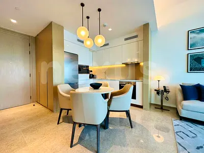 Creek View | Downtown Skyline View | Mid-floor