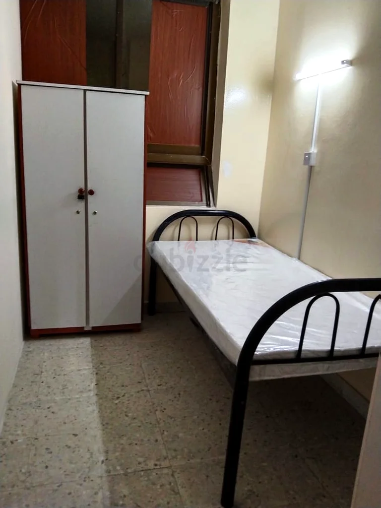 Apartment Partition Room with window Al Ain