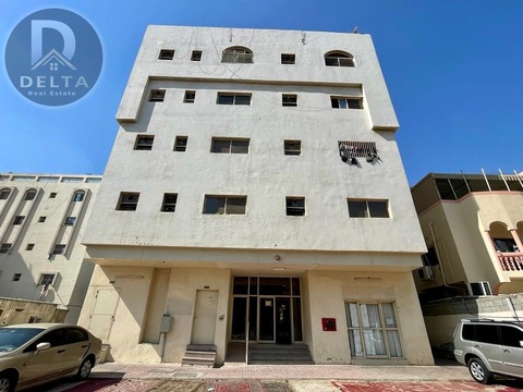 An Opportunity To Invest In A Building For Sale With An Excellent Income On Two Qar Streets Within