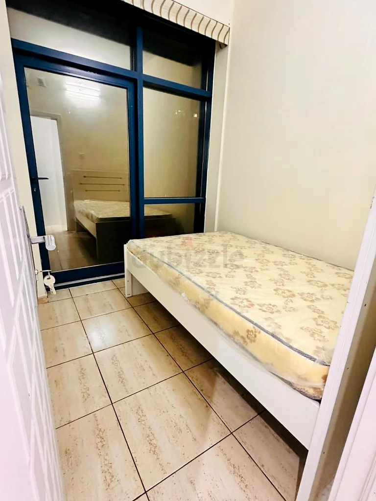 Apartment Partition Room Available in Mankhool Near Centerpoint and