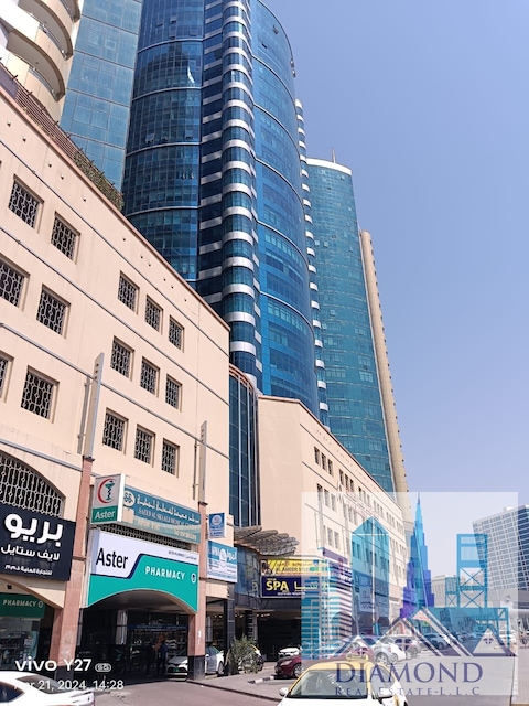 Office Available For Sale In Horizon Tower With Parking
