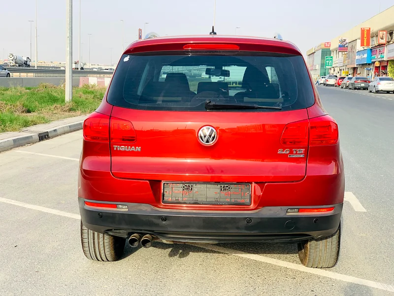 VOLKSWAGEN TIGUAN GCC SUPER CLEAN 201563173123641218112